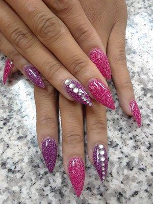 Nail design from  Dip Nail Spa