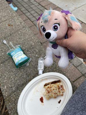 Coral Pup Is Eating Her Pizza and Pixie Drink