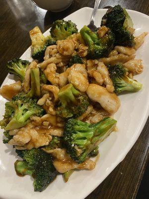 6. Chicken with Broccoli Dinner