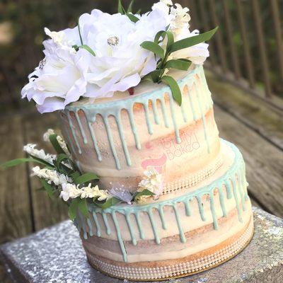 Naked Drip Cake