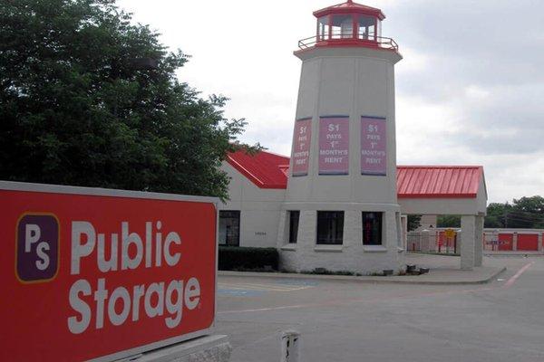 Public Storage