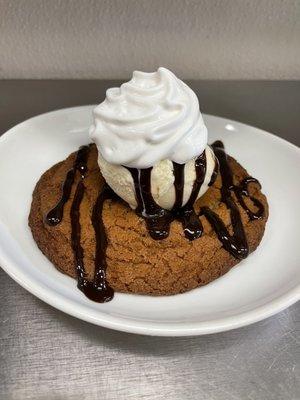 Chocolate chip Cookie sundae