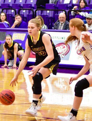 Hardin-Simmons vs Mary Hardin Baylor, Basketball- Photo- C3Images Photography.