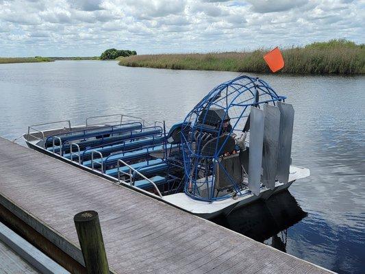 Fast, Safe Airboats. EXHILARATING!