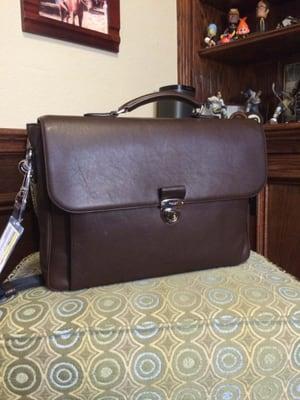 Classic Look. Well made.  whish me luck as I hope that this is my LAST briefcase that I purchase