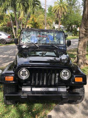 Jeep Wrangler, with a fresh coat of paint from Auto Painting USA!