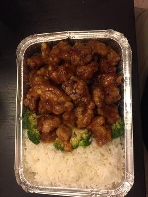 General Tso Chicken, combo with white rice.