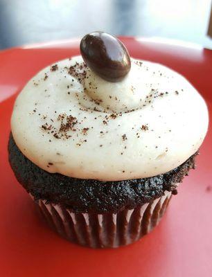 Just a little Saturday morning pick me up. Chocolate Cupcake w/ Espresso Buttercream with a Vanilla Latte from The Confection.