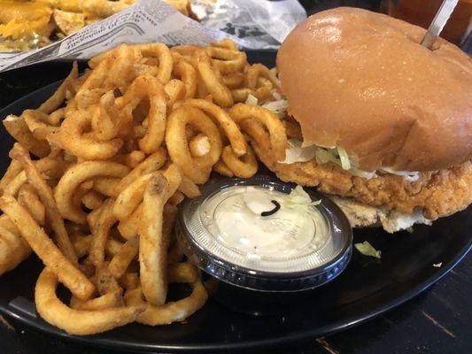 Fried chicken sandwich