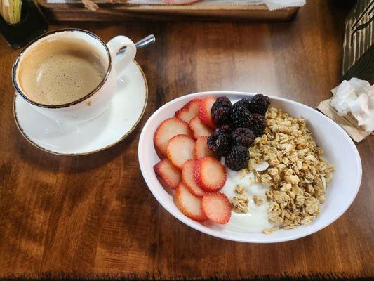 Parfait and café con leche