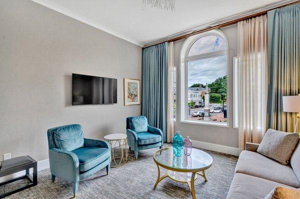 Campbell Suite living room. Roanoke College view.