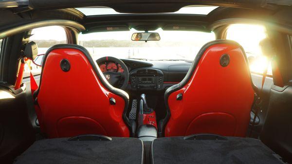 Red Porsche seat backs!  Thanks Sergio!