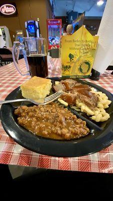 Mac and brisket meal & a Rowland's Calumet Amber + tax & tip ~$20