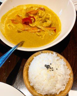 Yellow Chicken Curry