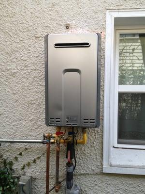 TANKLESS WATER HEATER SALES AND SERVICE