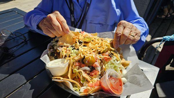 HUGE nachos