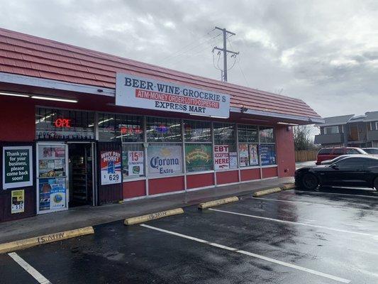 24th street corner store