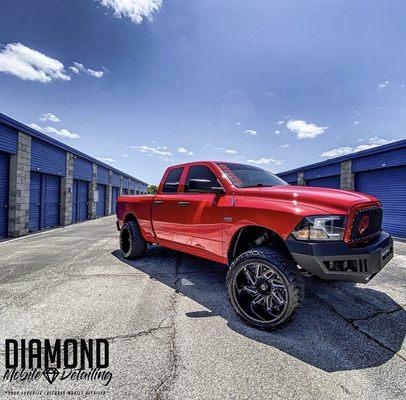 Diamond detailing detailed truck