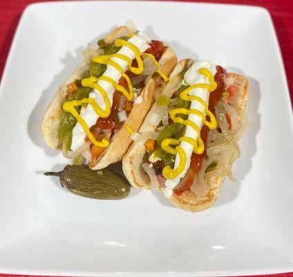 Mexican Style Hotdogs/ Hotdogs Estilo Mexico