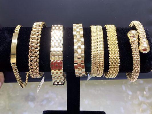 Cuffs and bracelets 14k