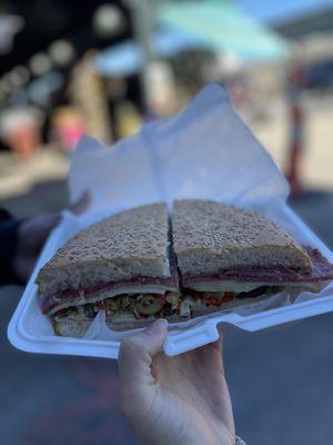 1/2 Muffuletta