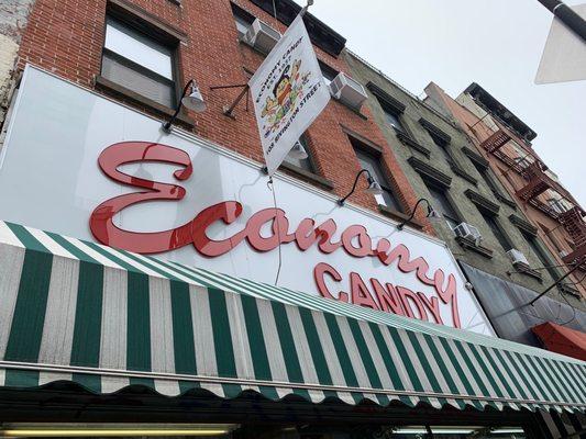 Economy Candy - NCY's oldest and best candy store!