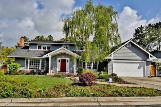 This beautiful five bedroom home in St. Mary's Gardens in Moraga sold by the Moran Real Estate Group.