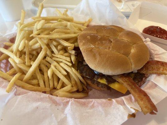 Western Double Steakburger Double Cheese and fries