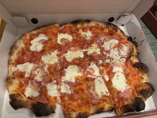 Amatriciana Pizza