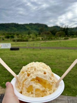 Lilikoi with Kuilima Farm in the background