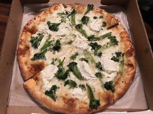 Ricotta and Broccoli Pizza