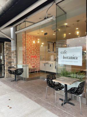 Cafe Botanica outdoor seating 10319 Pacific Street Omaha First online order $5 off