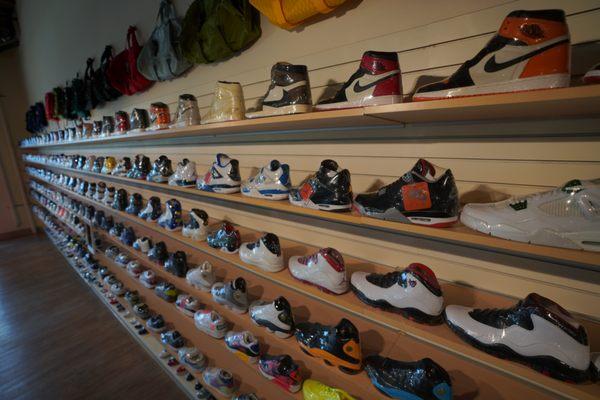 Shoe Wall