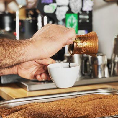 How the Turkish Coffee is made - from a very hot and burning sands!