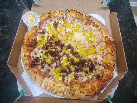 Half bacon, all banana pepper pizza