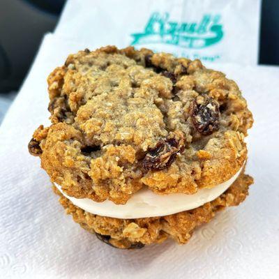 Oatmeal Cream Sandwich Cookie