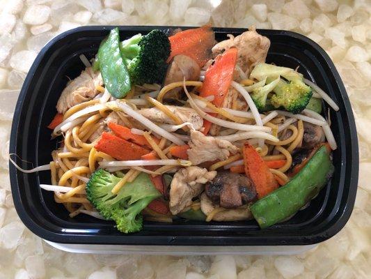 Chicken Lo Mein