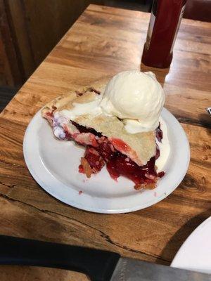 Cherry Pie with Vanilla Ice Cream