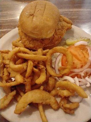 Fried chicken sandwich with onion strings (upgrade/ extra cost, instead of fries)