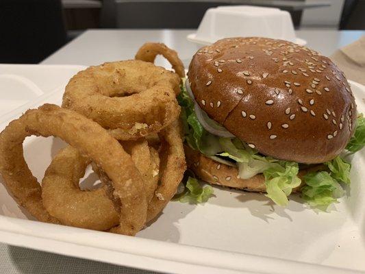 Cheeseburger and onion rings