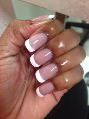 French Manicure..