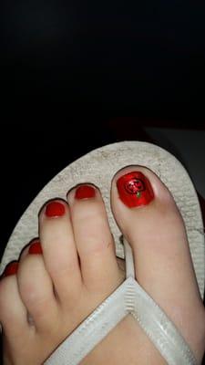 These are my toes with the design that my 6 year old could have done.