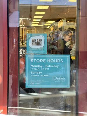 Store hours Dec 2024