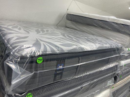 Mattresses Portland, OR | Sealy Posturepedic