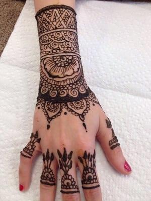 Henna tattoo