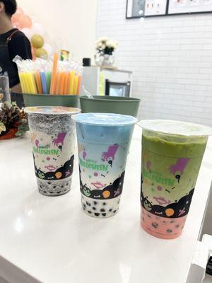 Oreo boba tea, butterfly and three sisters