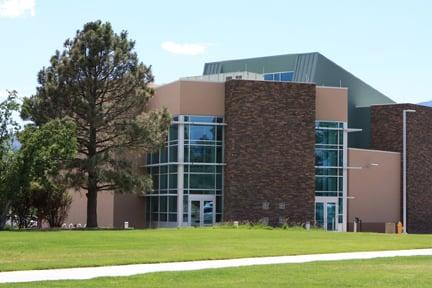 Los Alamos Justice Center houses municipal, magistrate and state district court. View from Southwest side facing Trinity Street