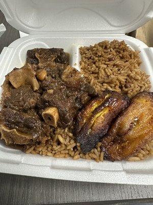 Oxtail Rice and Peas Sweet Plantains