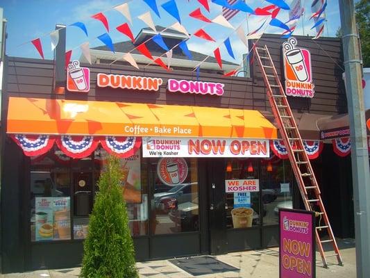 A Kosher Dunkin Donuts? Only in Brooklyn