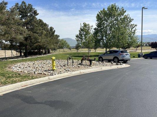 grass area on the backside of the gas station